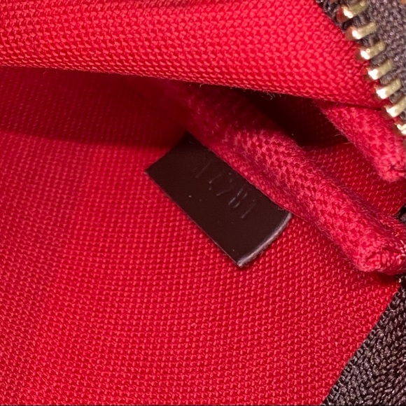 Mini Pochette Accesories - Picture 7 of 16